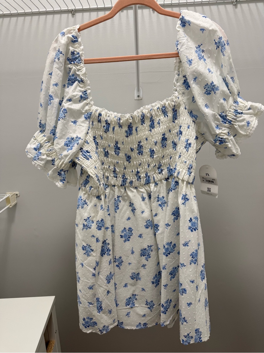 Arula White & Blue Floral Smocked Puff Sleeve Dress